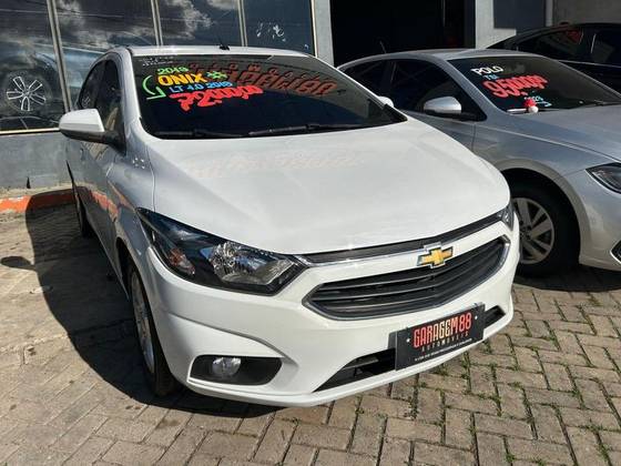 CHEVROLET ONIX 1.4 MPFI LT 8V FLEX 4P MANUAL CHEVROLET ONIX 1.4 MPFI LT 8V FLEX 4P MANUAL
